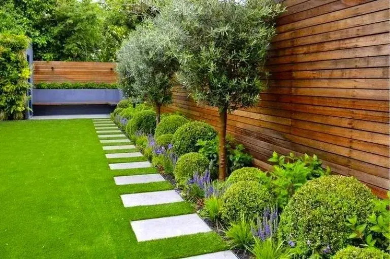 Rustomjee Ozone Phase 2 garden